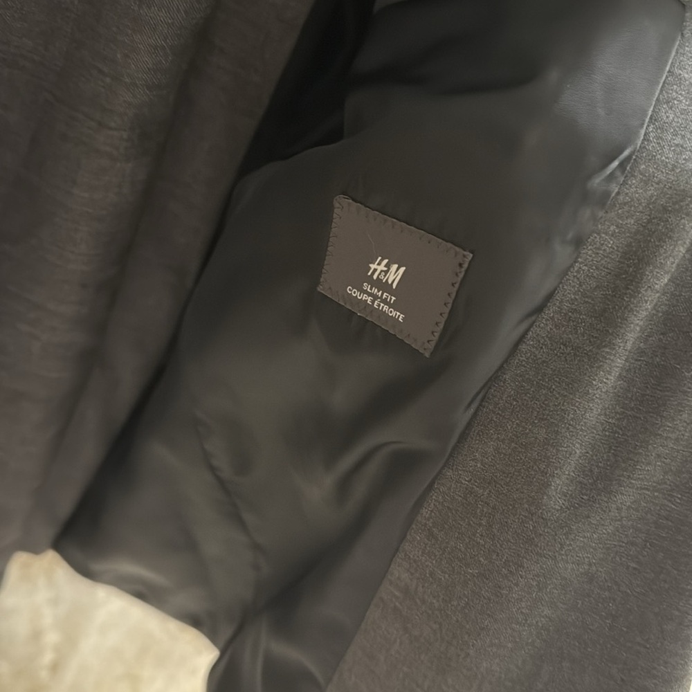 Men’s H&M suits - Picture 8 of 13